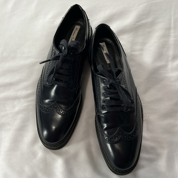 Massimo Dutti Navy Leather Oxfords - Picture 4 of 9
